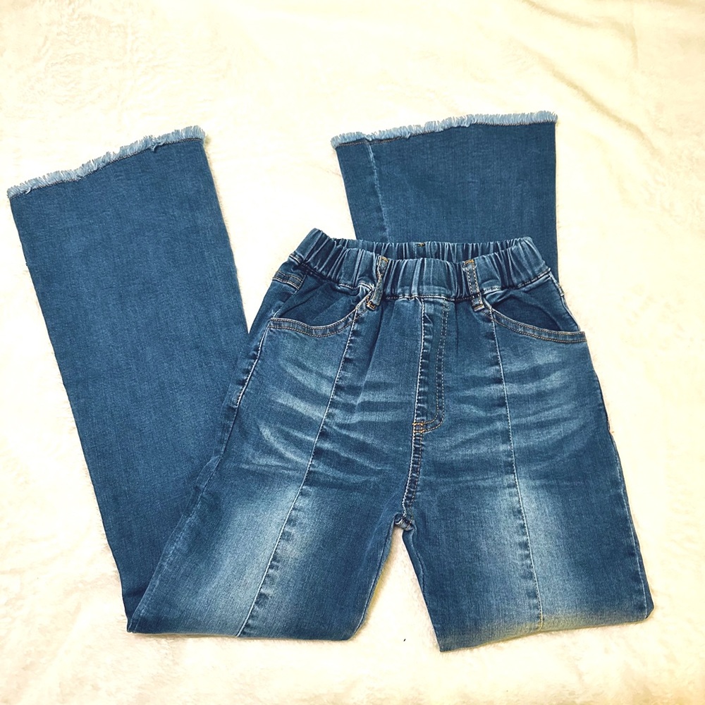 Bell bottom flair little girl blue jeans size 8Y